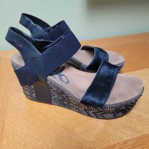 OTBT, High wedge, platform sandal, Size 9